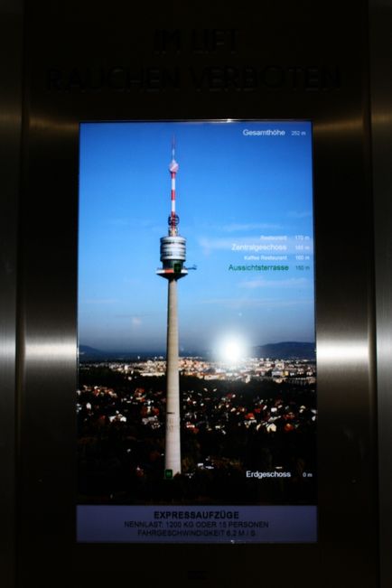 A forgó étterem a Duna Tower Bécsben