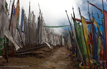 Vedere de vest a tantrei și vajrayanei, un alt prieten - sensul și semnificația budismului tibetan