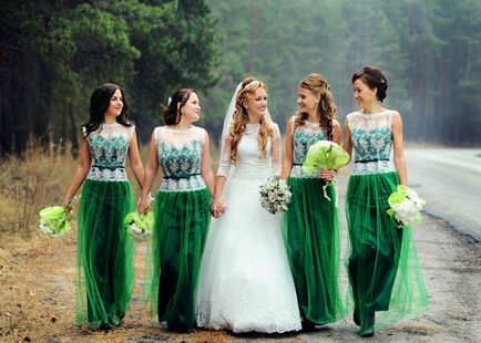 Zöld esküvői ruhák