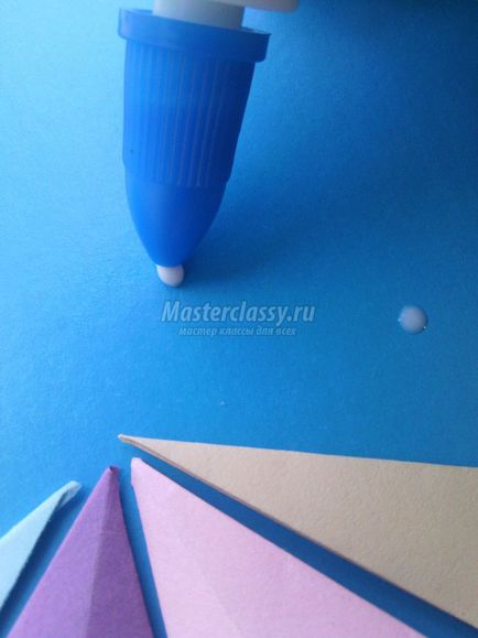 Аплікація з кольорового паперу - парасольку