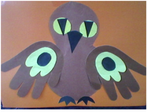 Owl de aplicație din diferite materiale prin șablon și pas cu pas