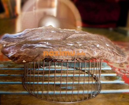 Basturma din carne de vită - rețetă foto pentru gătit pas cu pas