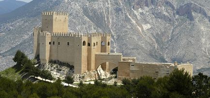 Zece cele mai bune locuri de vizitat în Andaluzia