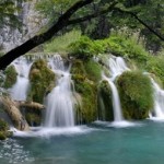 Obiective turistice din munții apei minerale, monumente, muzee