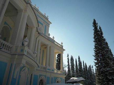 A palota és park komplex „Oranienbaum”