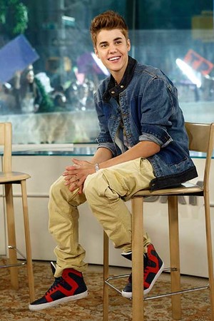 Justin bieber (justin bieber) biografie, poze