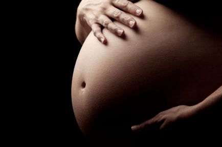 Endometrioid petefészek ciszta okok, tünetek és a kezelés (endometrium) Endometrioid petefészek ciszta okoz, tünetek és a kezelés