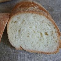Pâine de muștar în filtrul de paine