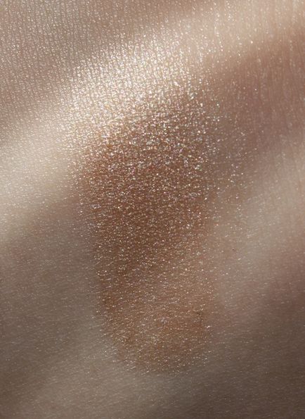 Isadora se confruntă cu sculptor strobing 20 strălucire rece, 21 strălucire caldă, isadora strobing fluid highlighter 80