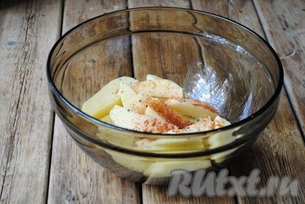 Картопля, запечена в мікрохвильовці - рецепт з фото