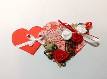 Cheia din inima mea este o valentină în tehnica scrapbooking-ului cu mâinile mele