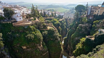 Малага Андалусія - самостійні подорожі по Андалусії