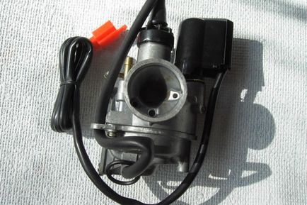 Vacuum membrană carburator - înlocuirea și repararea pe scuter sau cu lanț, descrierea defecțiunilor