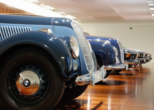 BMW Museum, München, teljes körű információt, és hogyan lehet fényképeket (München) BMW Museum, München, teljes körű információt, hogyan lehet és képek
