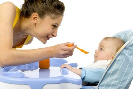 Az első szilárd ételek egy gyerek - tanácsok a gyermekek gyermekorvos és a táplálkozási, egészségügyi és gyógyszer
