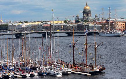 De ce în St Petersburg să trăiască bine, revista cosmopolită