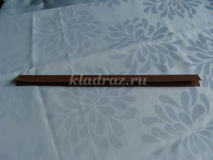 Papírból készült cikkek kezeddel 5-7 éves gyerekek korcsolyázni - púpos (gyermek) Papírból készült cikkek kezeddel 5-7 éves gyerekek korcsolyázni - hosszúszárnyú