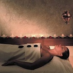 Reguli și caracteristici ale masajului energetic cu pietre