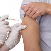 Vaccinarea efectelor secundare ale mantalei și a complicațiilor la copil
