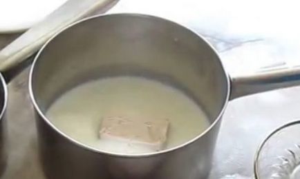 Здобне дріжджове тісто для пирогів в духовці