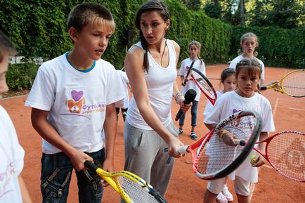 Tenis și exerciții de tenis