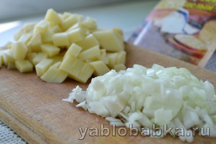 Штрудель з капустою і картоплею - рецепт з фото крок за кроком