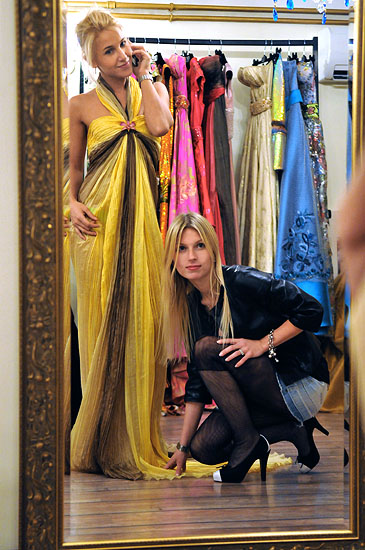 Gossip - la un designer de moda natalya vallevskaya, o bârfă
