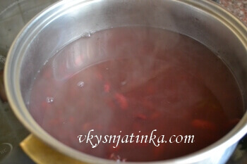 Тушкована червона квасоля - рецепт з фото