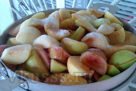 Az almalé keresztül sokovarku téli recept fényképpel (recept) Az almalé keresztül sokovarku téli recept egy fotó