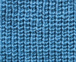 Panglica de tricotat cu model de tricotat