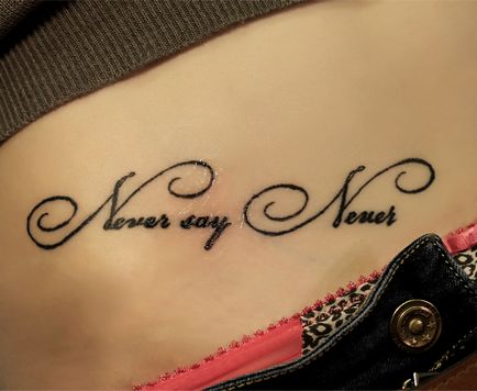 Inscripții tatuaj feminin - tatuaj maestru yuri uscat