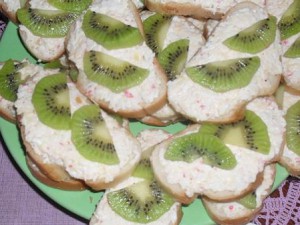 Sandvișuri cu Kiwi 3 rețete - utile și gustoase