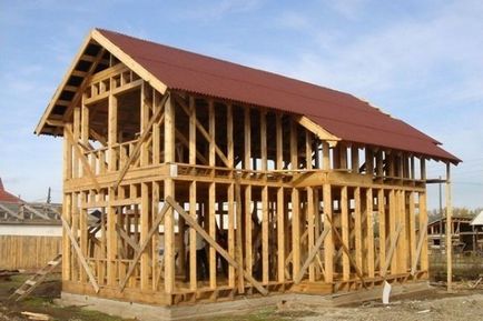 Constructii de case din lemn pe maini proprii, varietati de case din lemn