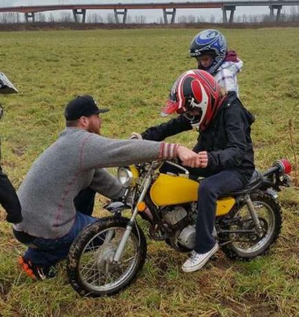 Дівчина поскаржилася в фейсбуці на крадіжку байка і отримала його назад в кращому стані, ніж він