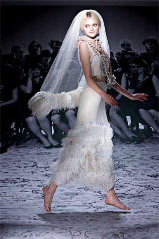Дизайнерські весільні сукні зима 2009-2010 - жіночі розмови
