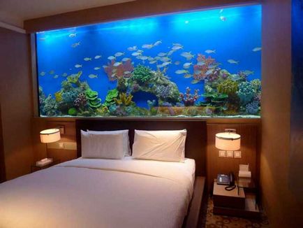 Design de dormitor cu acvariu