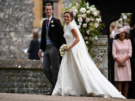 Az esküvő az év Pippa Middleton másolt a stílus Kate ruhája