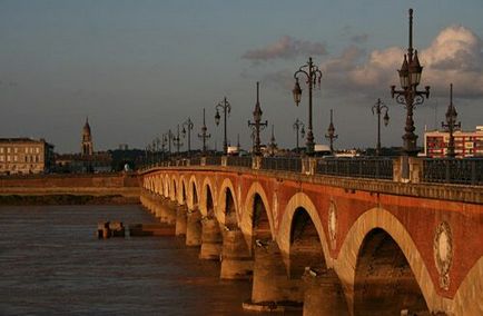 Dontourist, Franța, Bordeaux