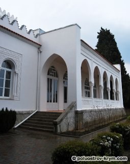 Palace Kichkine baba, Krími paloták, látnivaló Krím