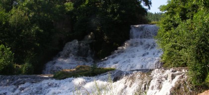 Cascada Dzhurinsky în Ucraina