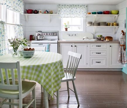 Interior și design de perdele pentru bucătărie, idei de design moderne pe fotografie