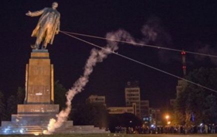 Istoricii au explicat de ce monumentele lui Lenin se află în halda