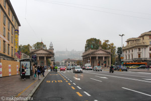 Bergamo Repülőtér és Milánó, utazom nagyon