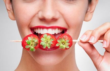 Cum să albifi natural dinții cu remedii folclorice