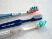 Як правильно доглядати за зубною щіткою, сайт про здоров'я та медицині