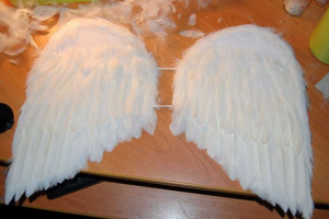 Hogyan készítsünk angyal szárnyak csinálni saját kezűleg