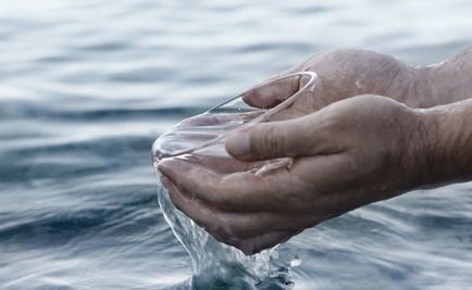 Як зробити солону морську воду придатною для пиття лайфхак виживання