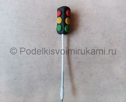 Mivel vak forgalom gyurma (modellezés agyag) Hogyan farag fény gyurma