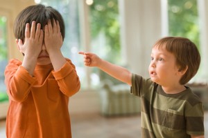 Cum să facem față cu gelozia copilărească - psiholog - femeie