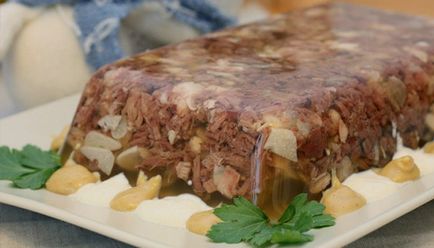 Cum să gătești un jeleu de la picioarele de porc și de rechin, pui și rețete de carne de vită